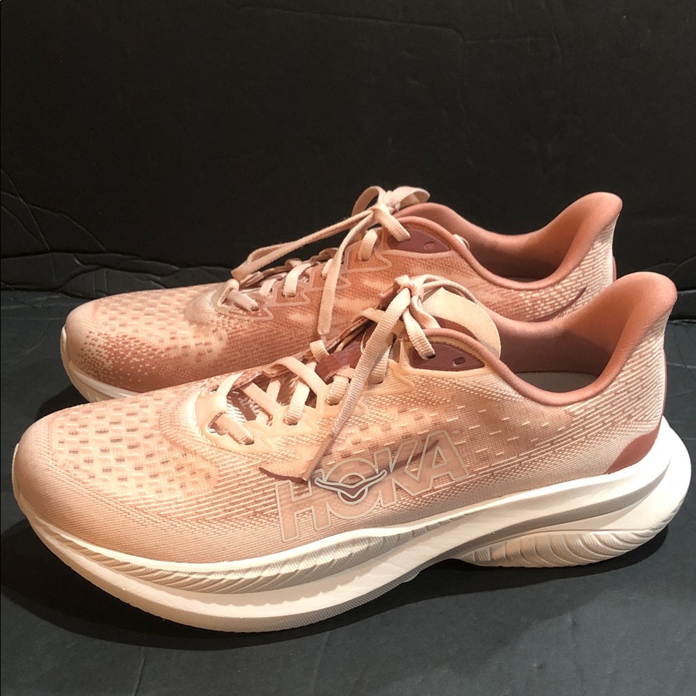 Hoka Mach 6 Rose Latte / Blush EVERYDAY RUNNING sneakers size 9B brand new - Picture 6 of 8